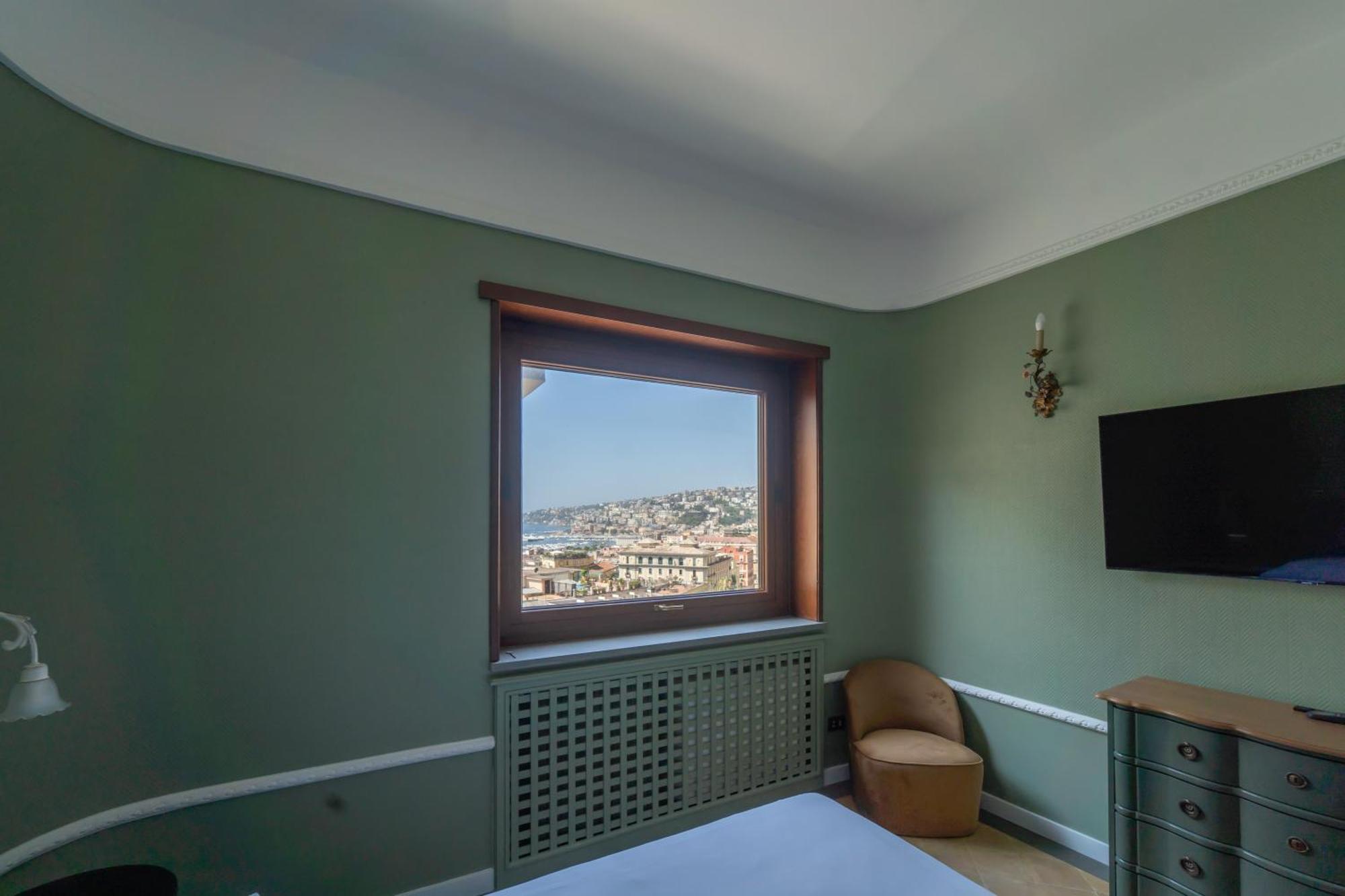Butterfly Panoramic Apartment เนเปิลส์ ภายนอก รูปภาพ