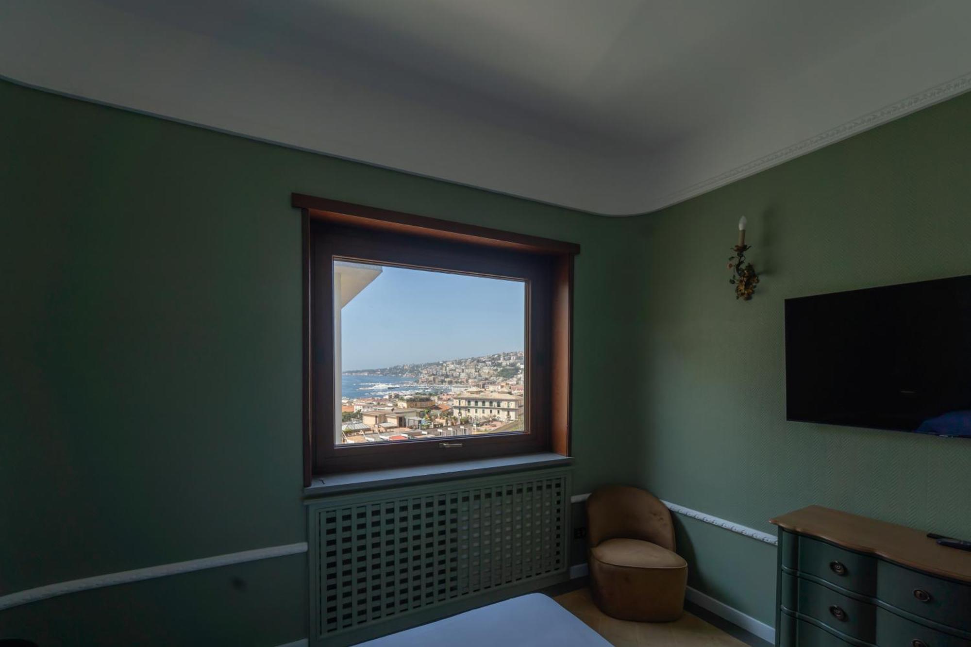 Butterfly Panoramic Apartment เนเปิลส์ ภายนอก รูปภาพ