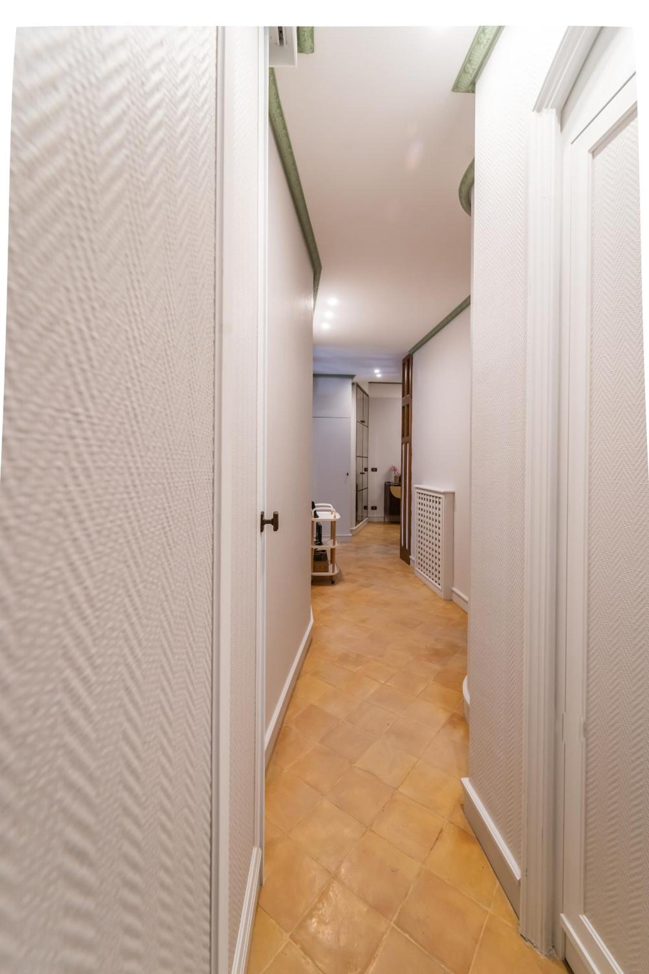 Butterfly Panoramic Apartment เนเปิลส์ ภายนอก รูปภาพ