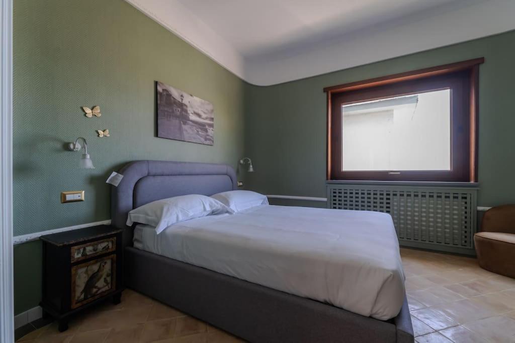 Butterfly Panoramic Apartment เนเปิลส์ ภายนอก รูปภาพ