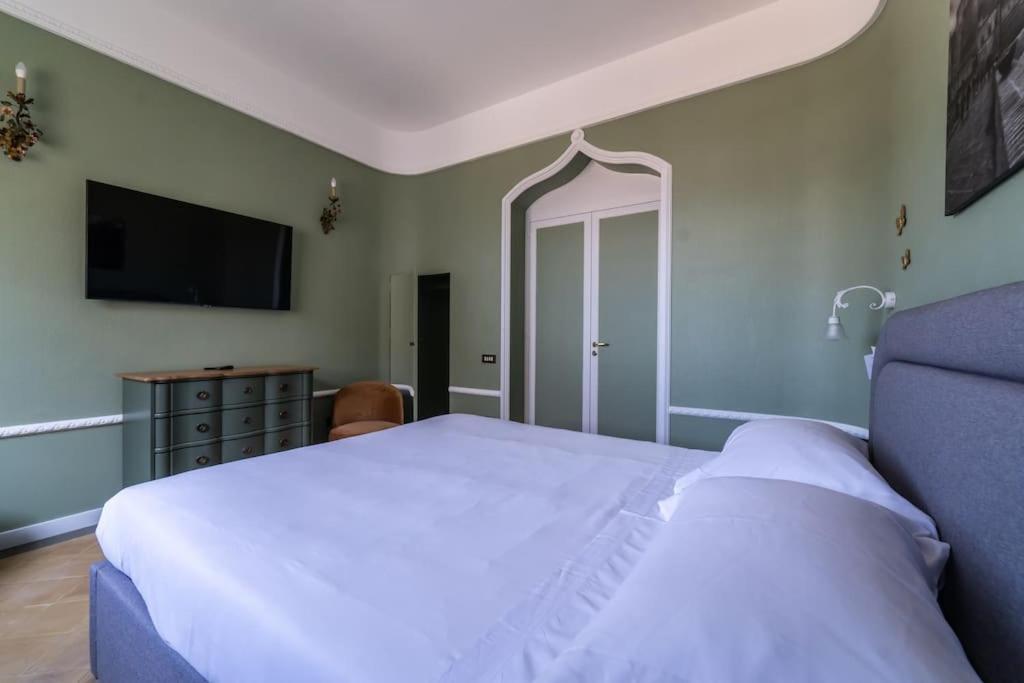 Butterfly Panoramic Apartment เนเปิลส์ ภายนอก รูปภาพ