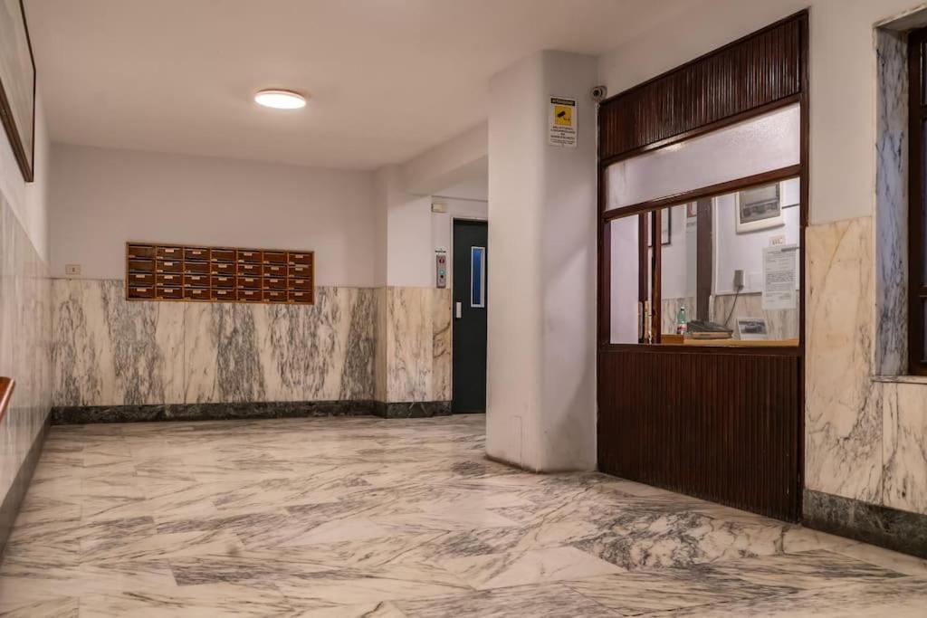 Butterfly Panoramic Apartment เนเปิลส์ ภายนอก รูปภาพ